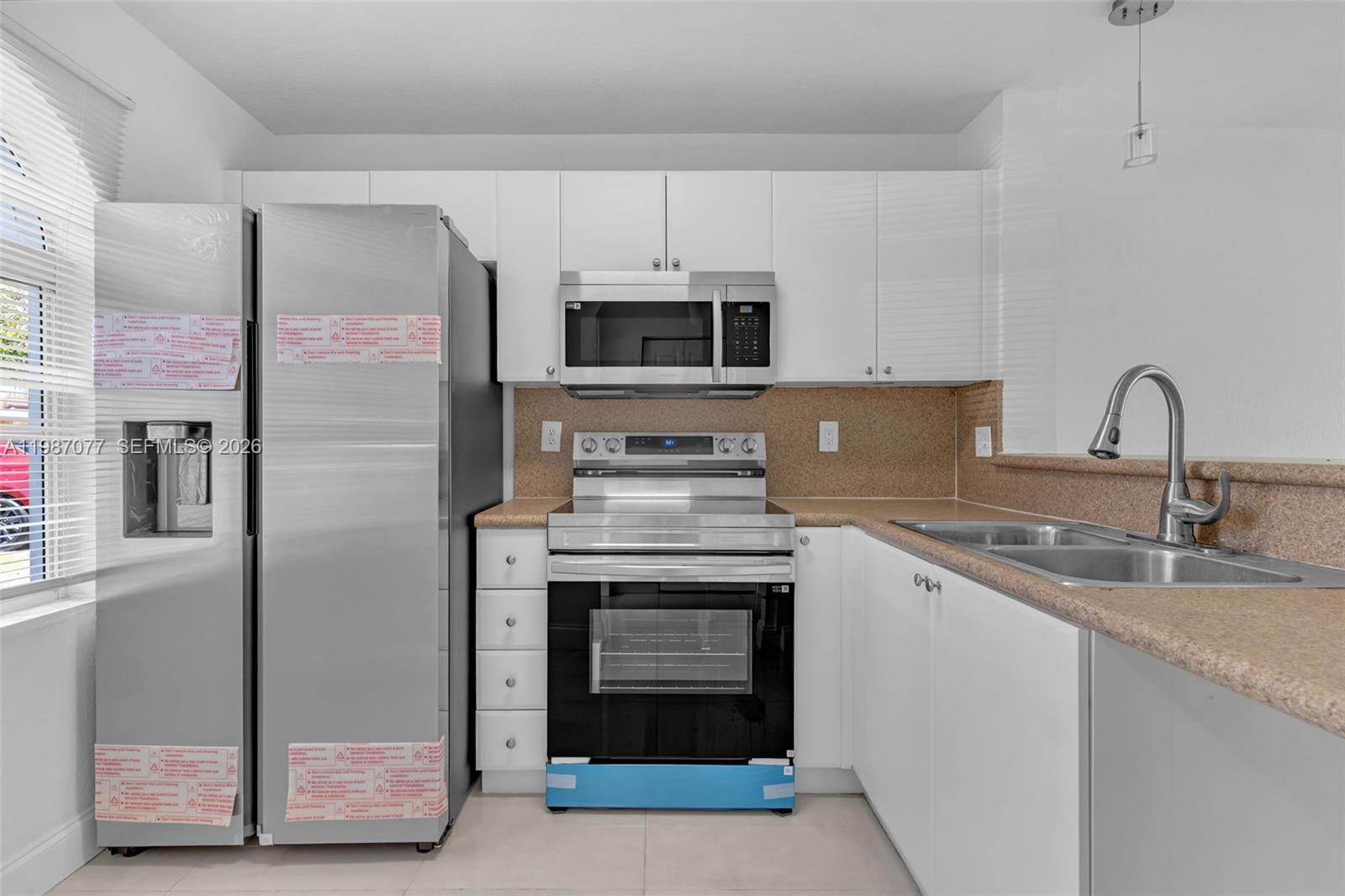 NARANJA GARDENS - Residential Lease