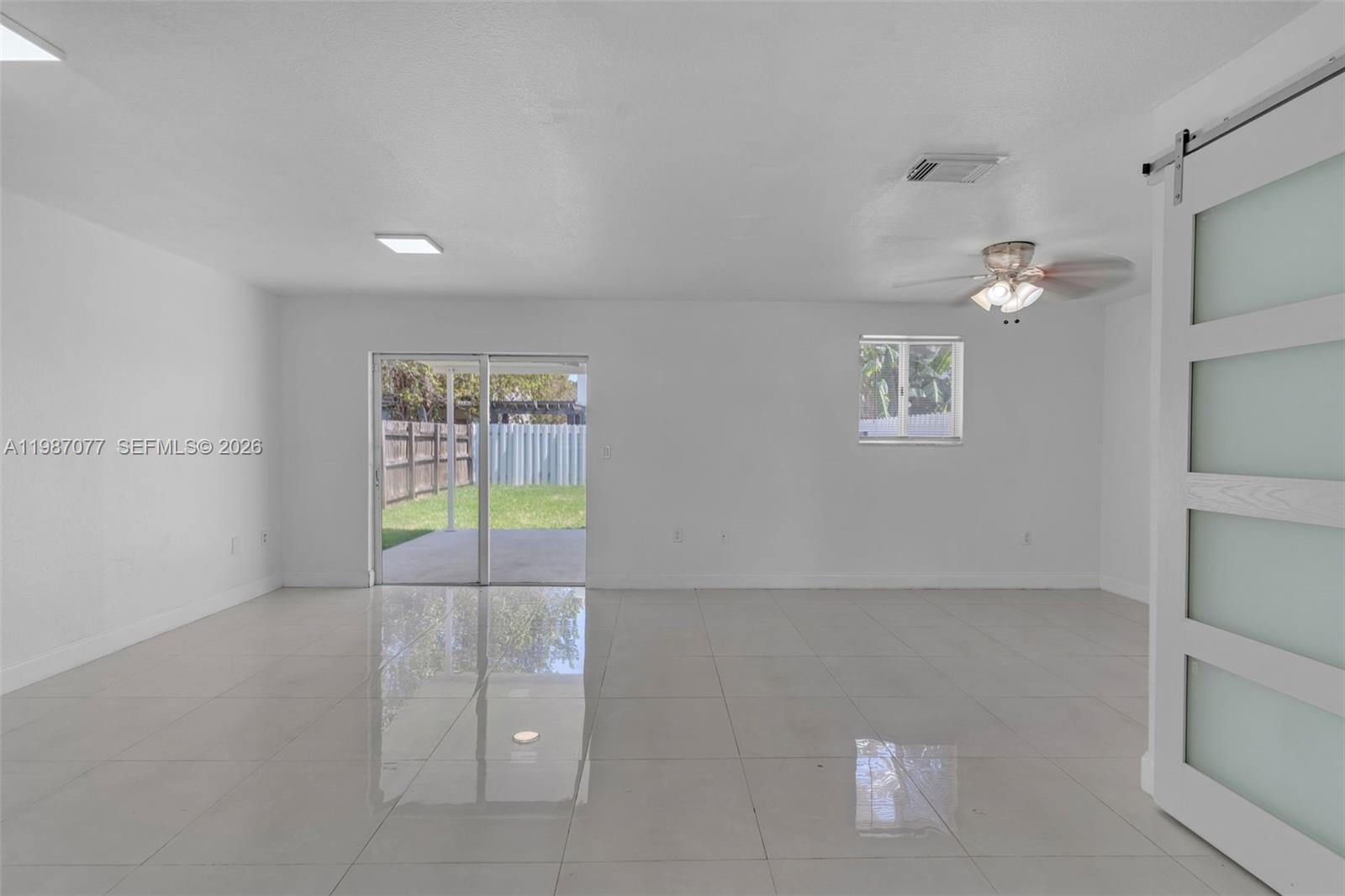 NARANJA GARDENS - Residential Lease