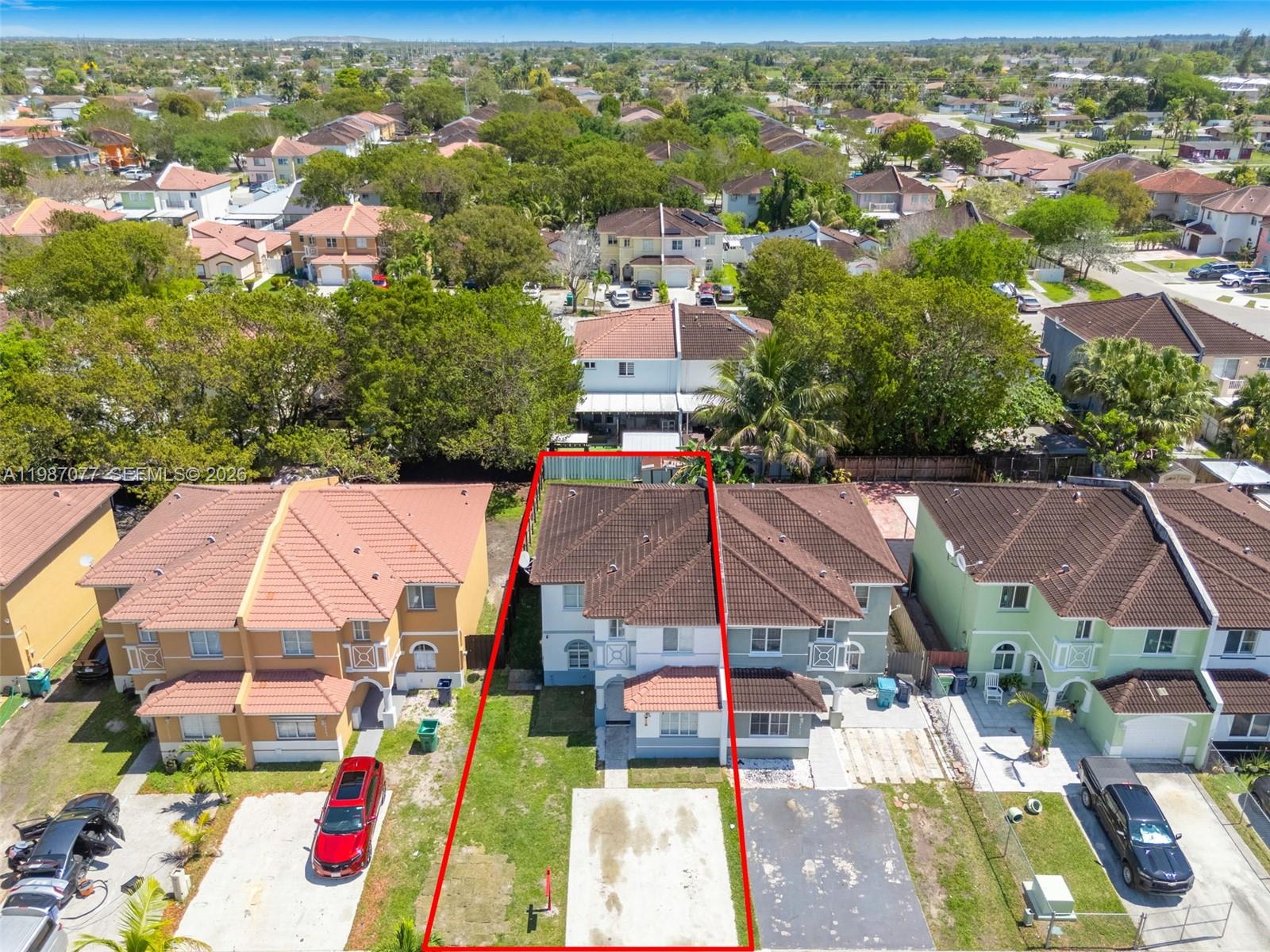 NARANJA GARDENS - Residential Lease