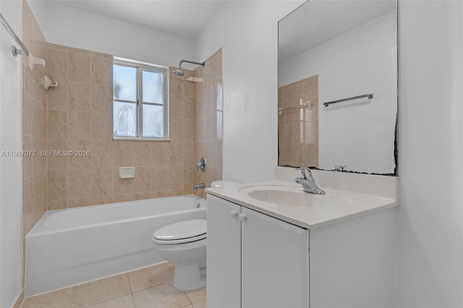 NARANJA GARDENS - Residential Lease