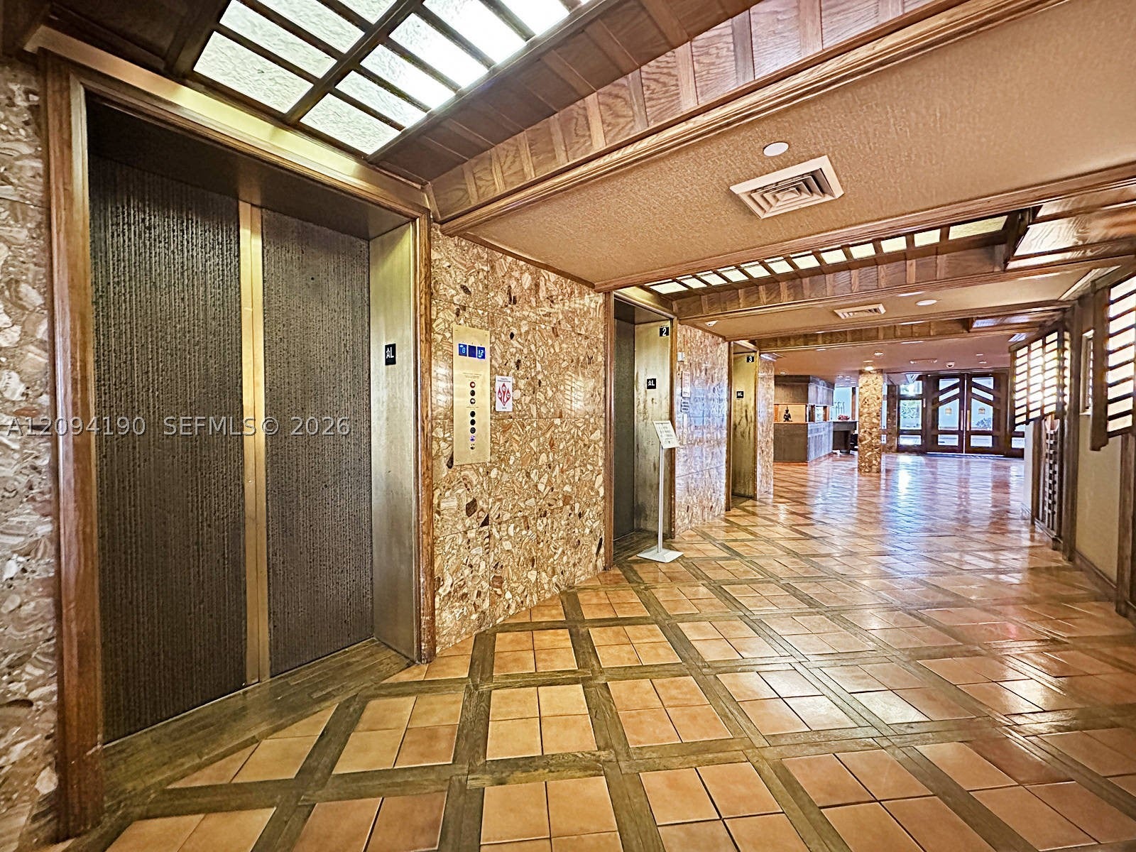 520 Brickell Key Dr A1217