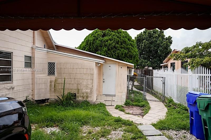 Rental Property at 3438 Sw 2nd St R1, Miami, Broward County, Florida - Bathrooms: 1  - $1,200 MO.