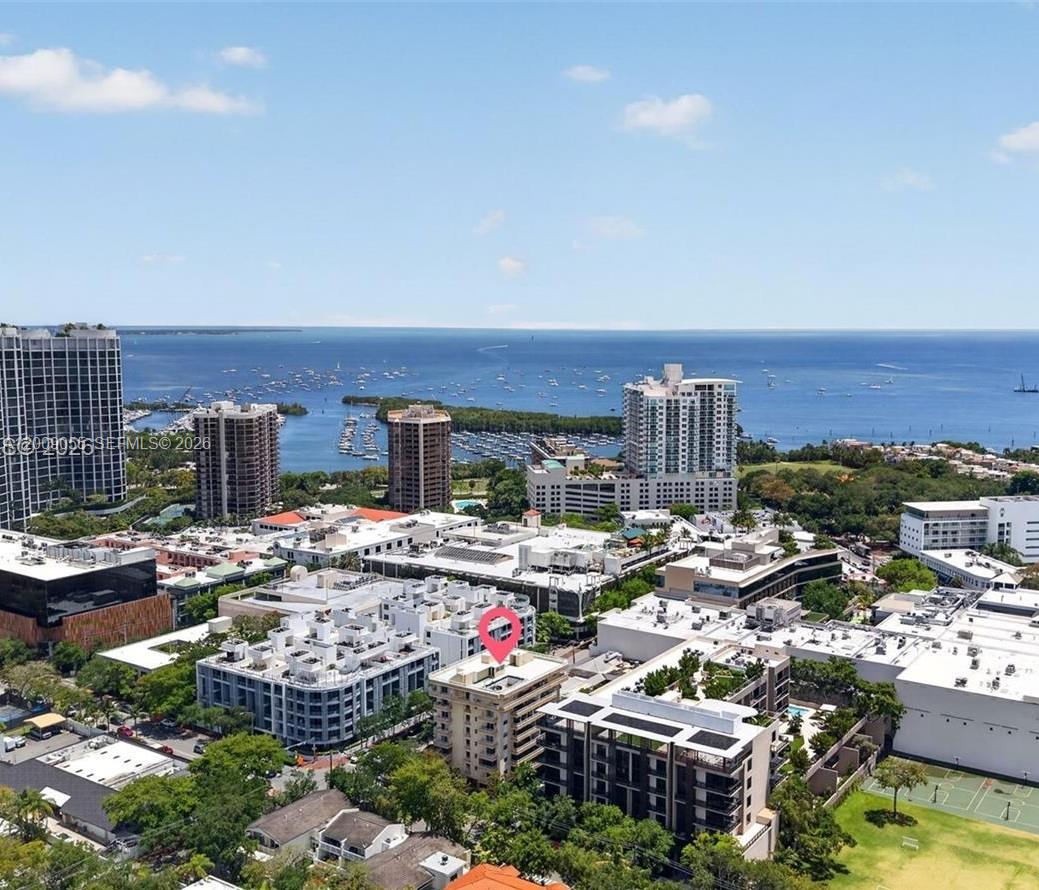 VIRGINIA OAKS CONDO - Residential