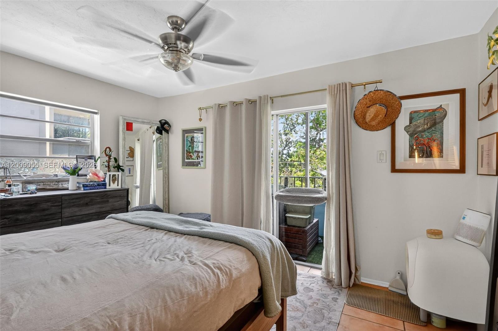 VIRGINIA OAKS CONDO - Residential