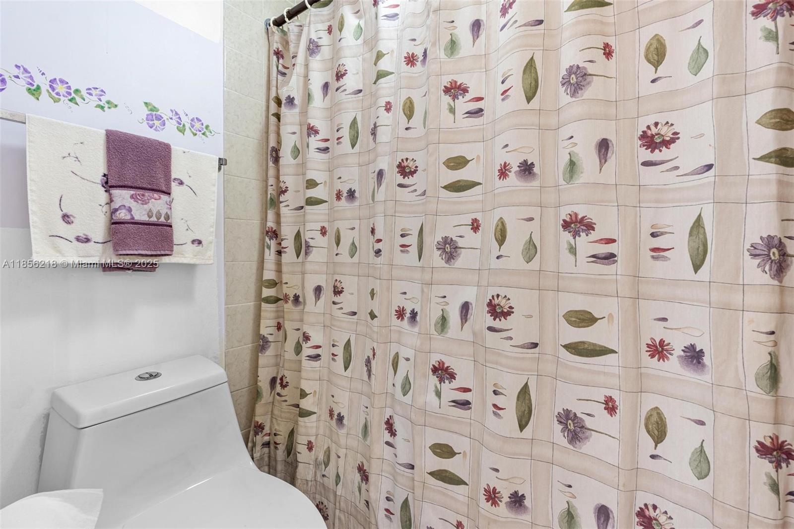 COLONY POINT 4 CONDO - Residential