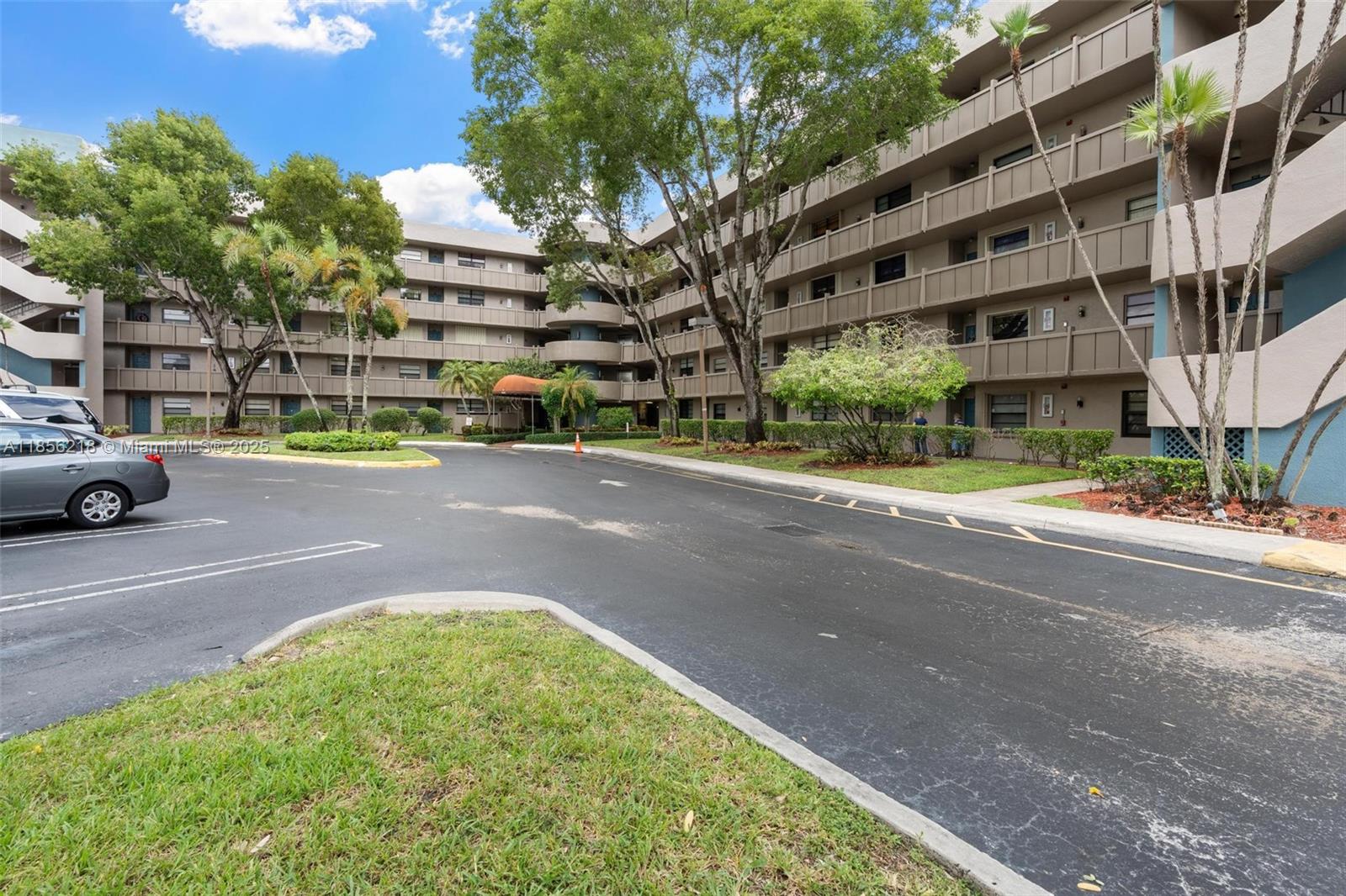1101 Colony Point Cir 307