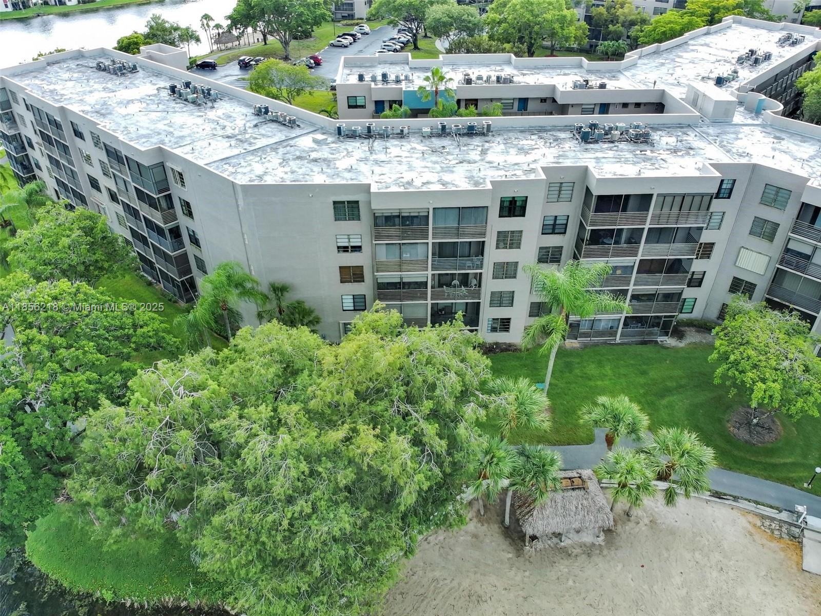 COLONY POINT 4 CONDO - Residential