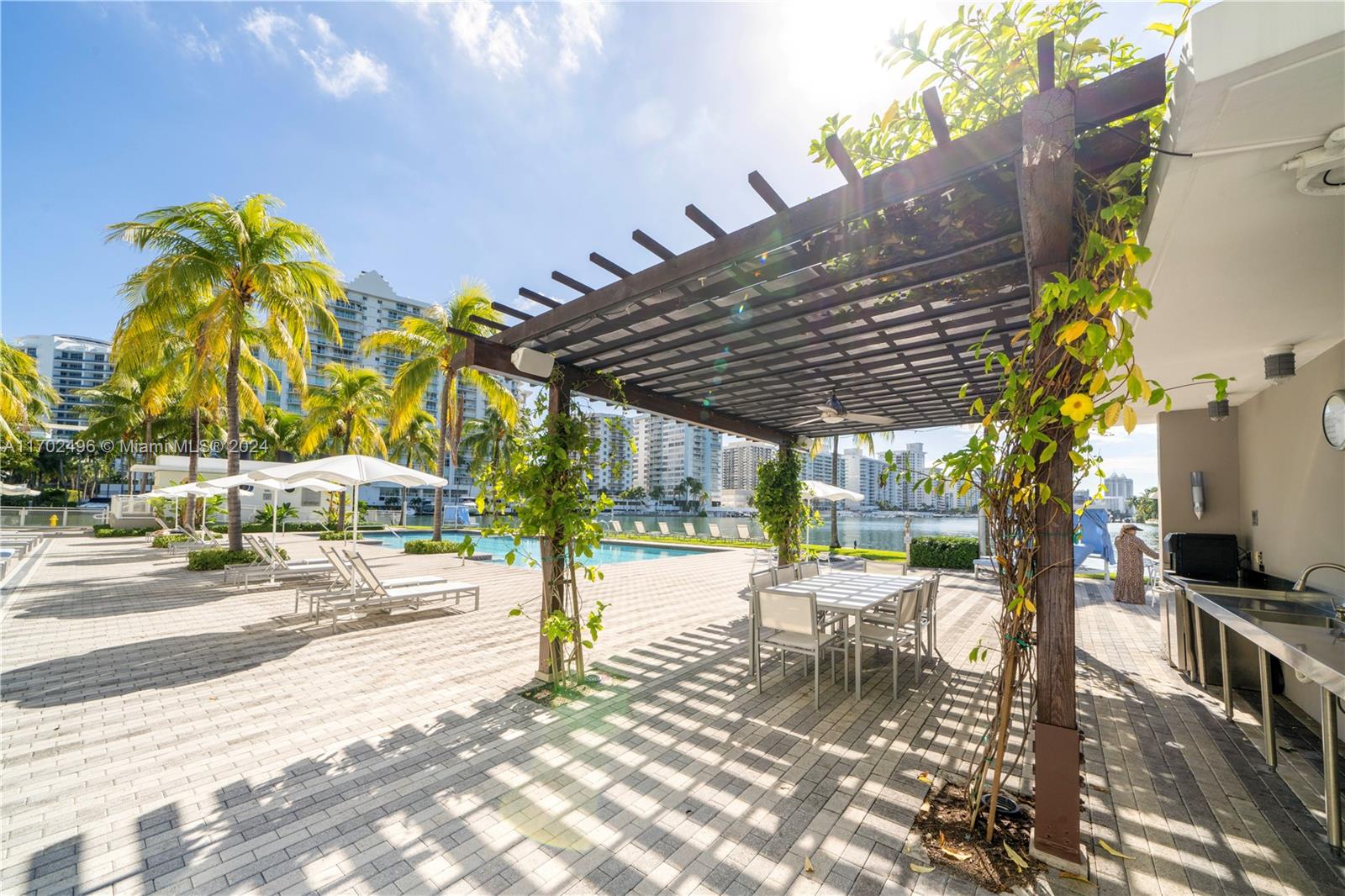AQUA AT ALLISON ISLAND - Residential