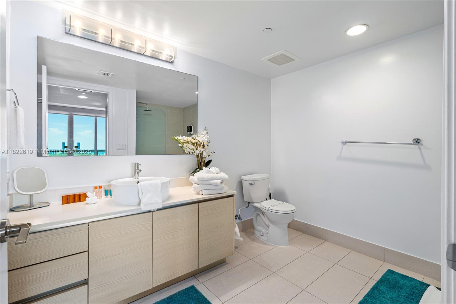 BEACHWALK CONDOMINIUM - Residential Lease