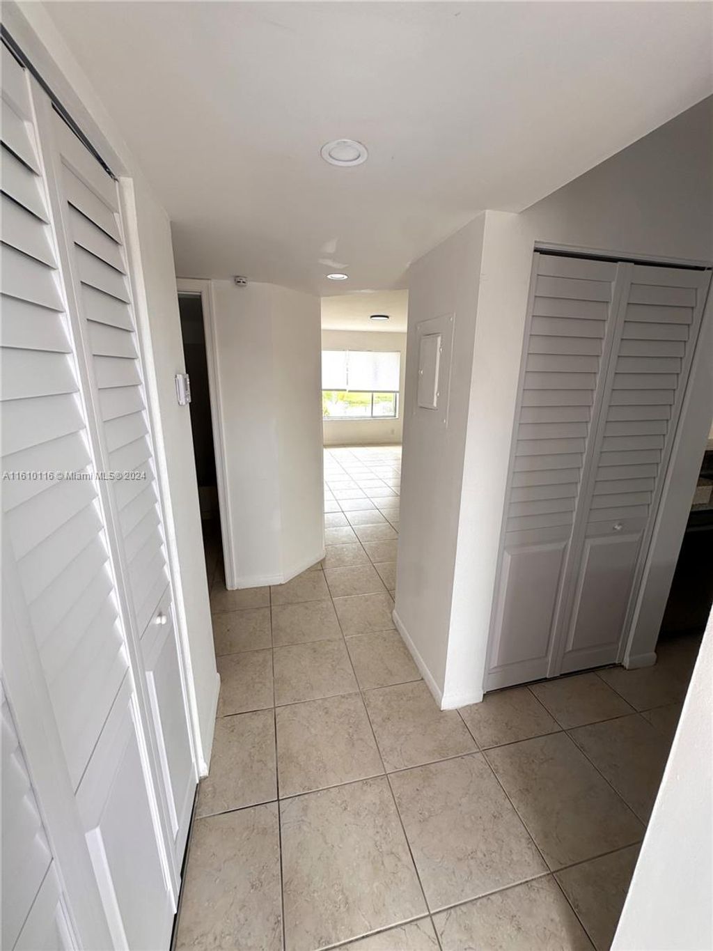Photo of 910 Twin Lakes Dr #8-K, Coral Springs, FL 33071 (MLS # A11610116)