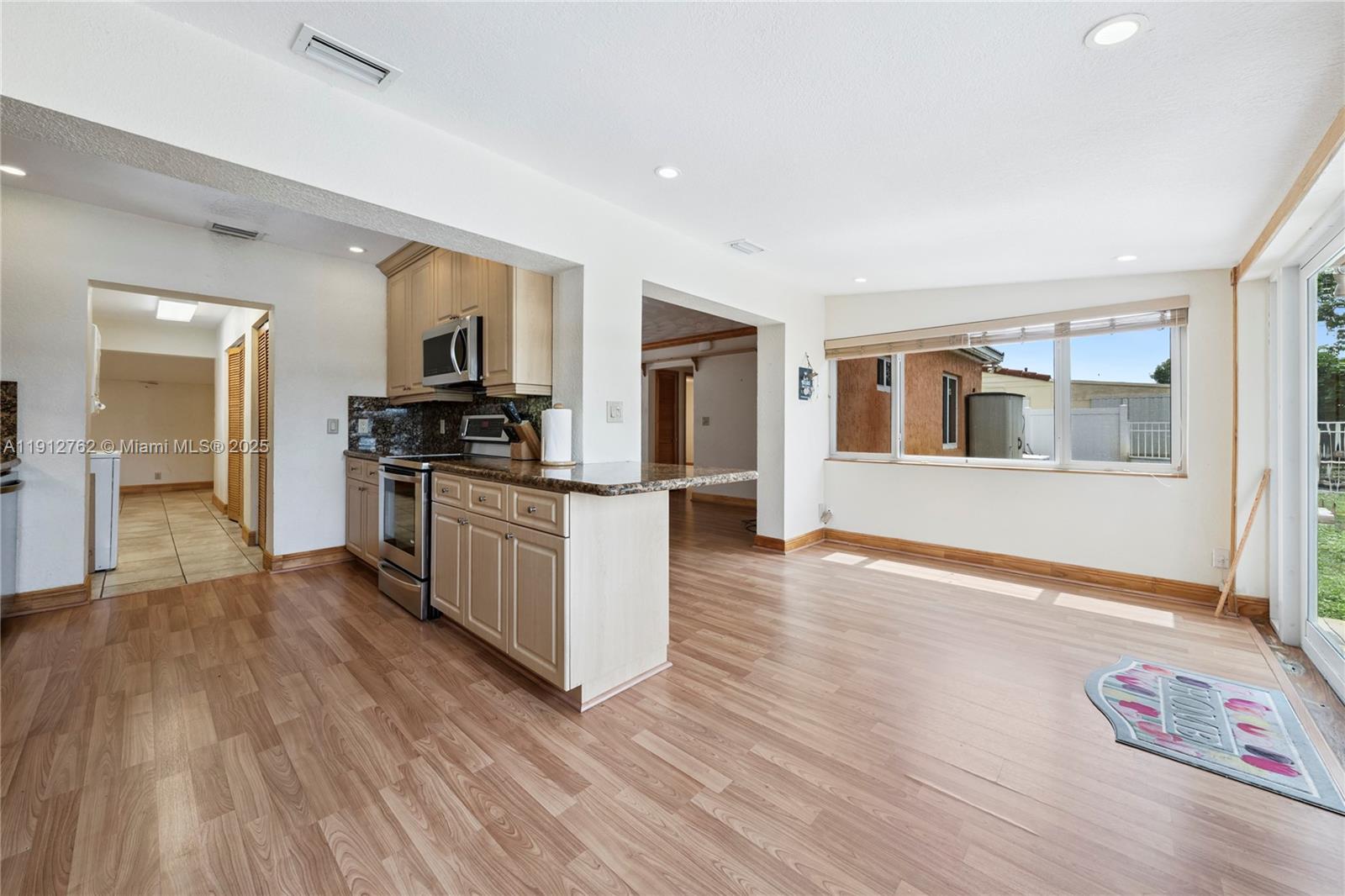 SOUTH NEW RIVER ISLES SEC - Residential