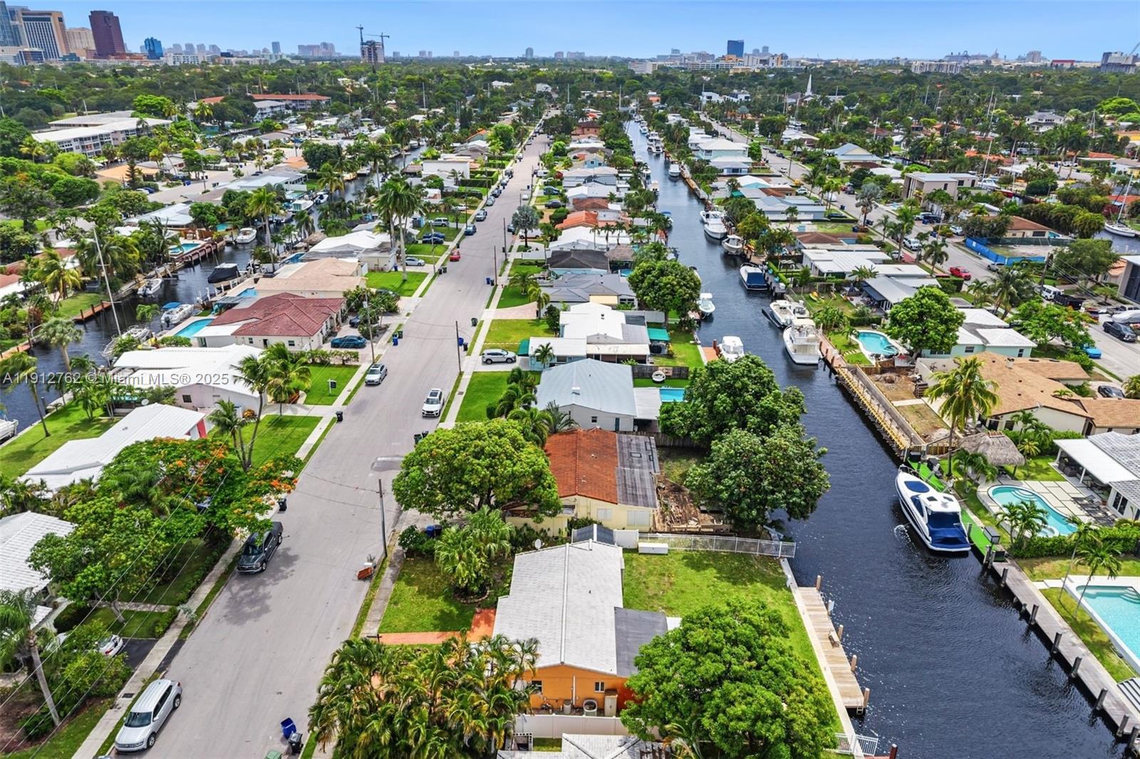 SOUTH NEW RIVER ISLES SEC - Residential