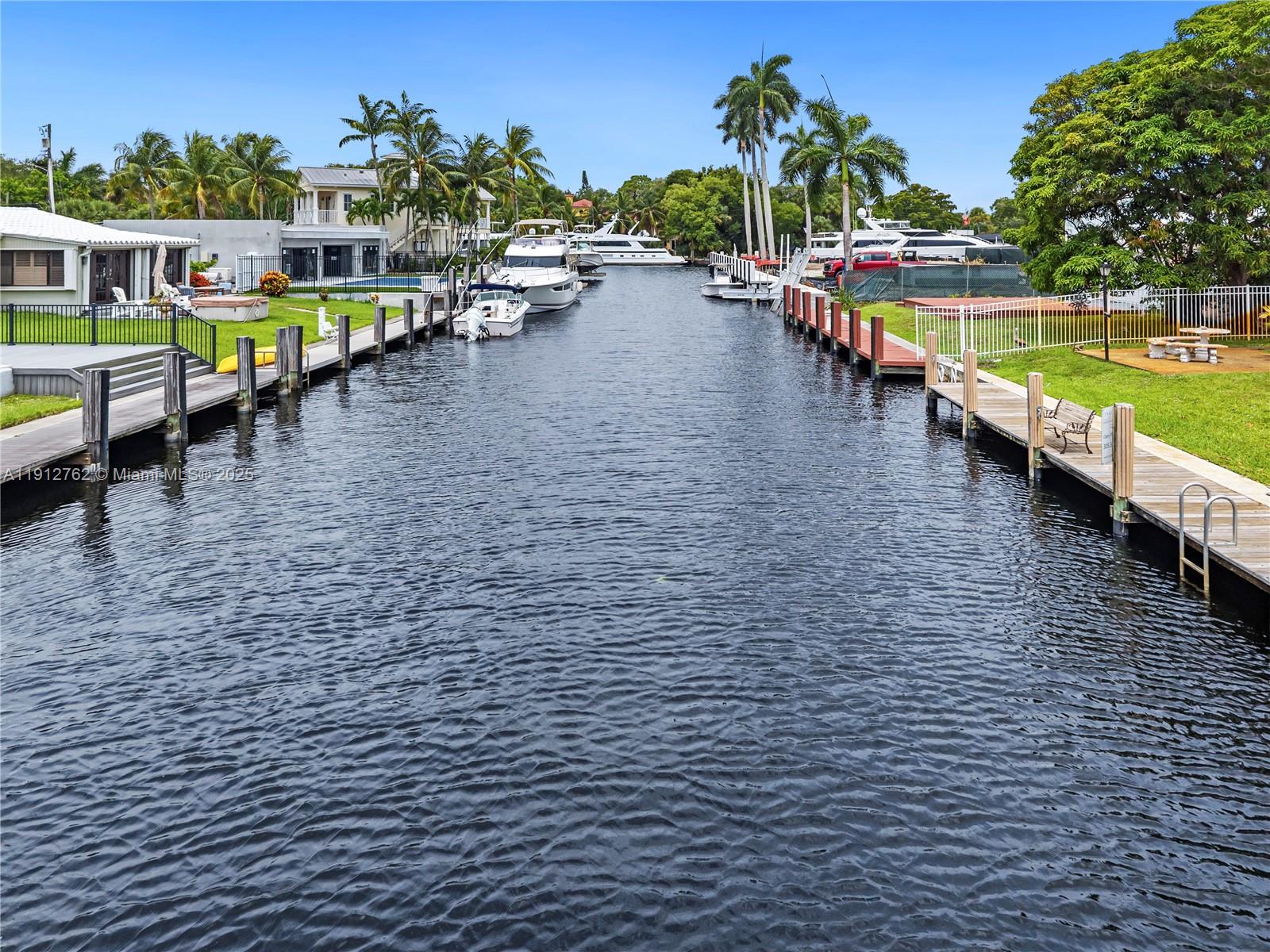 SOUTH NEW RIVER ISLES SEC - Residential