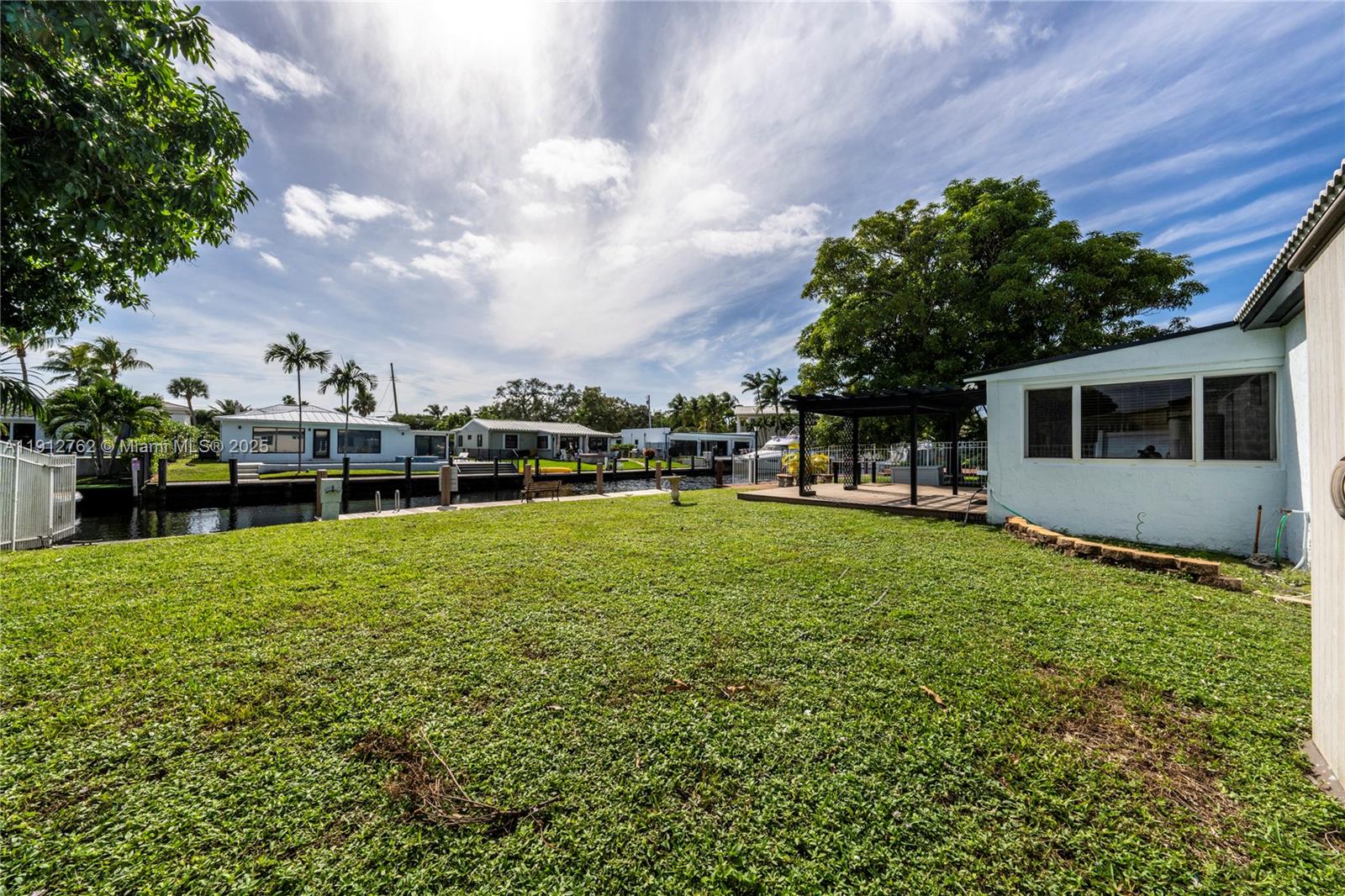 SOUTH NEW RIVER ISLES SEC - Residential