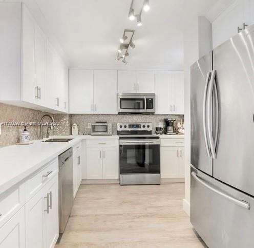 OCEAN PARK CONDO - Residential Lease