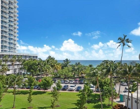 OCEAN PARK CONDO - Residential Lease