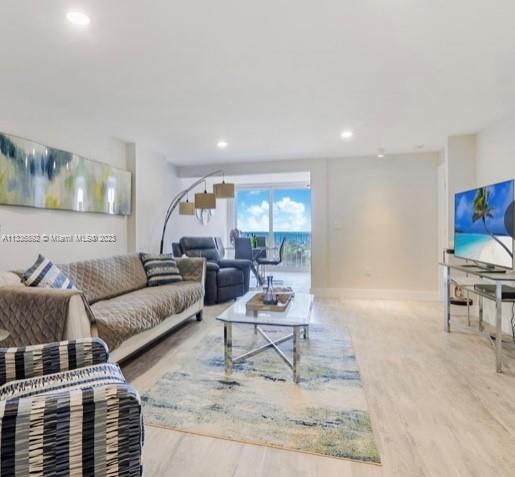 OCEAN PARK CONDO - Residential Lease