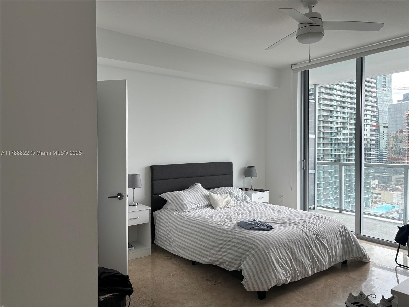 THE AXIS ON BRICKELL COND - Residential
