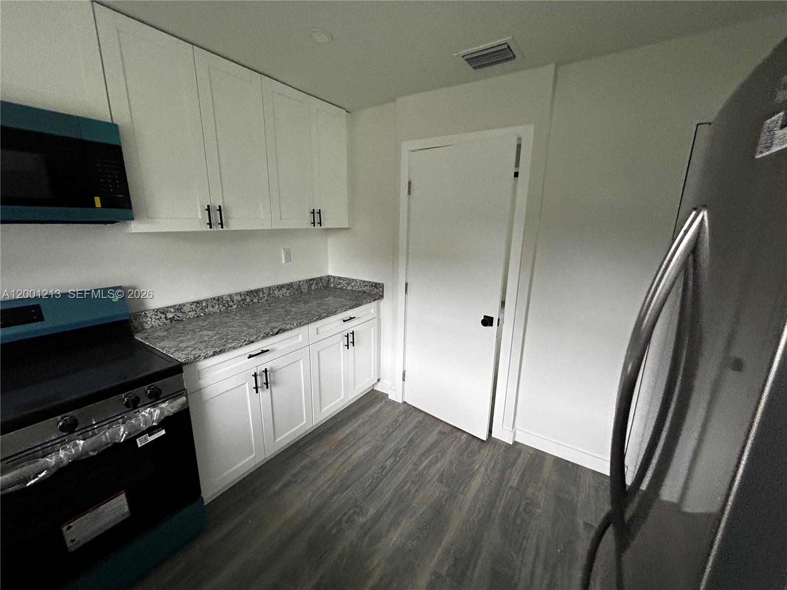 CARVER RANCHES - Residential