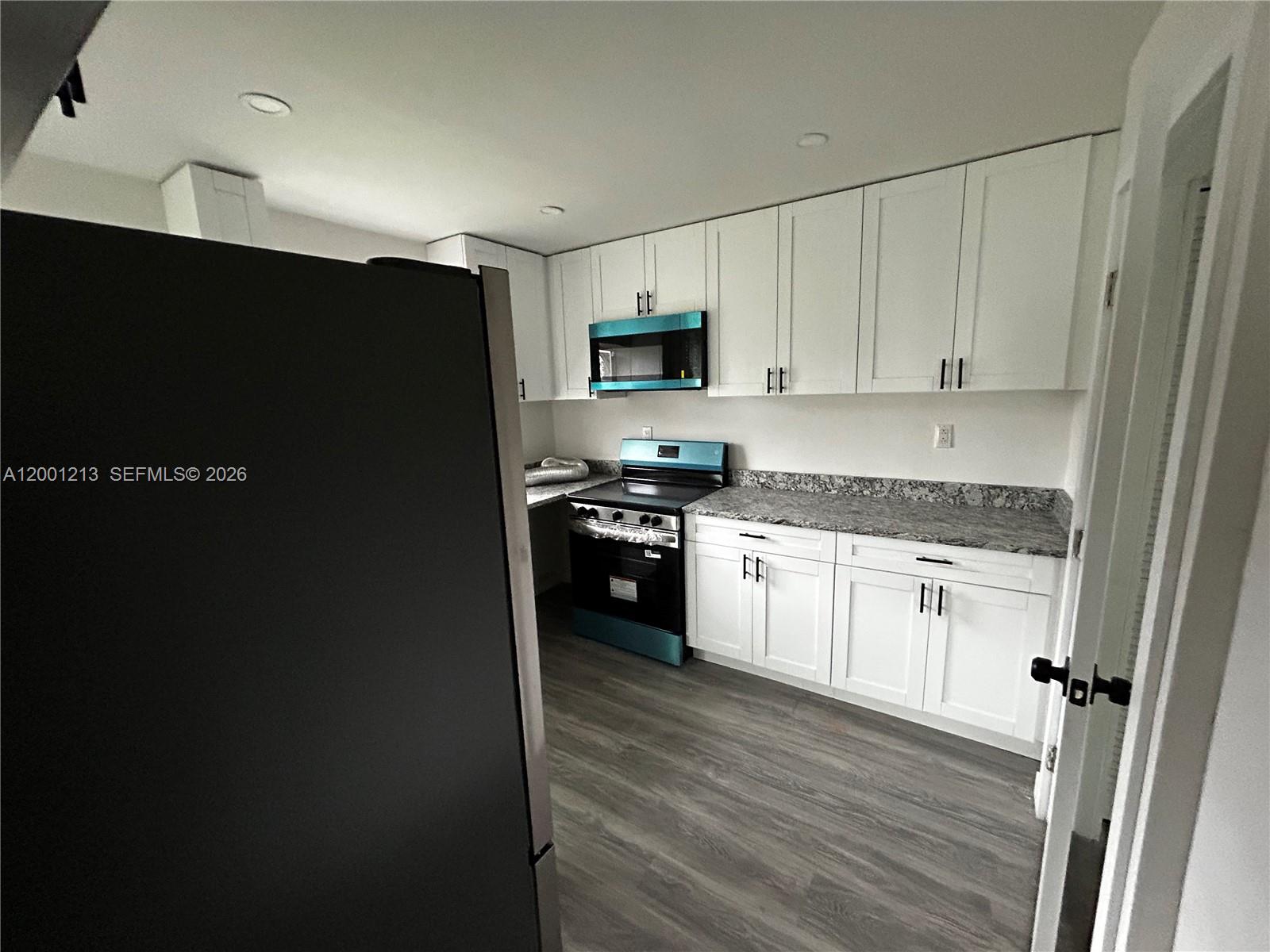 CARVER RANCHES - Residential