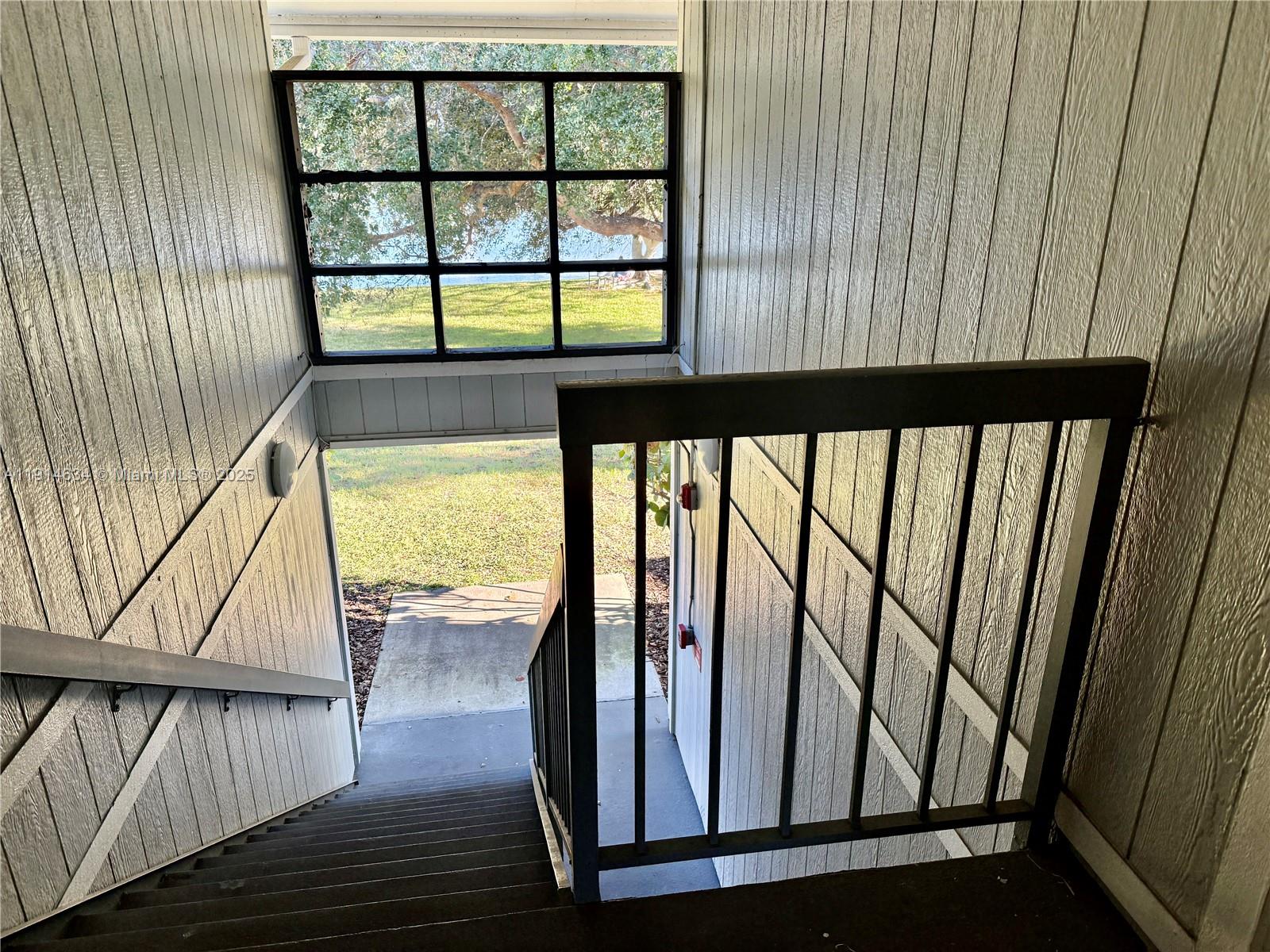 LAKEVIEW AT THE HAMMOCKS - Residential Lease