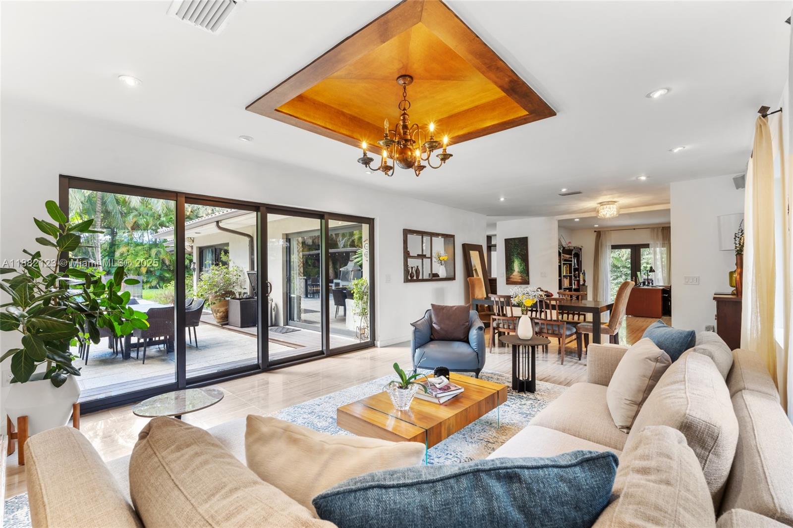 BAY POINT - Residential