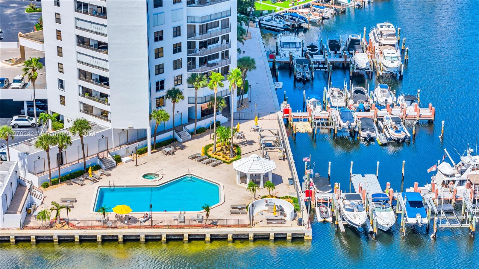 ANCHOR BAY CLUB CONDO - Residential