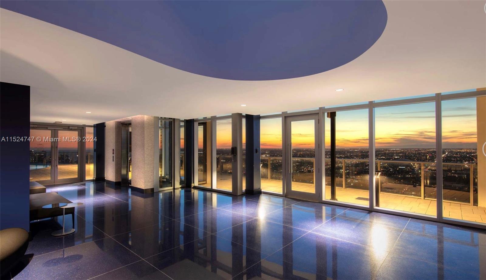 PARAMOUNT MIAMI WORLDCENT - Residential Lease