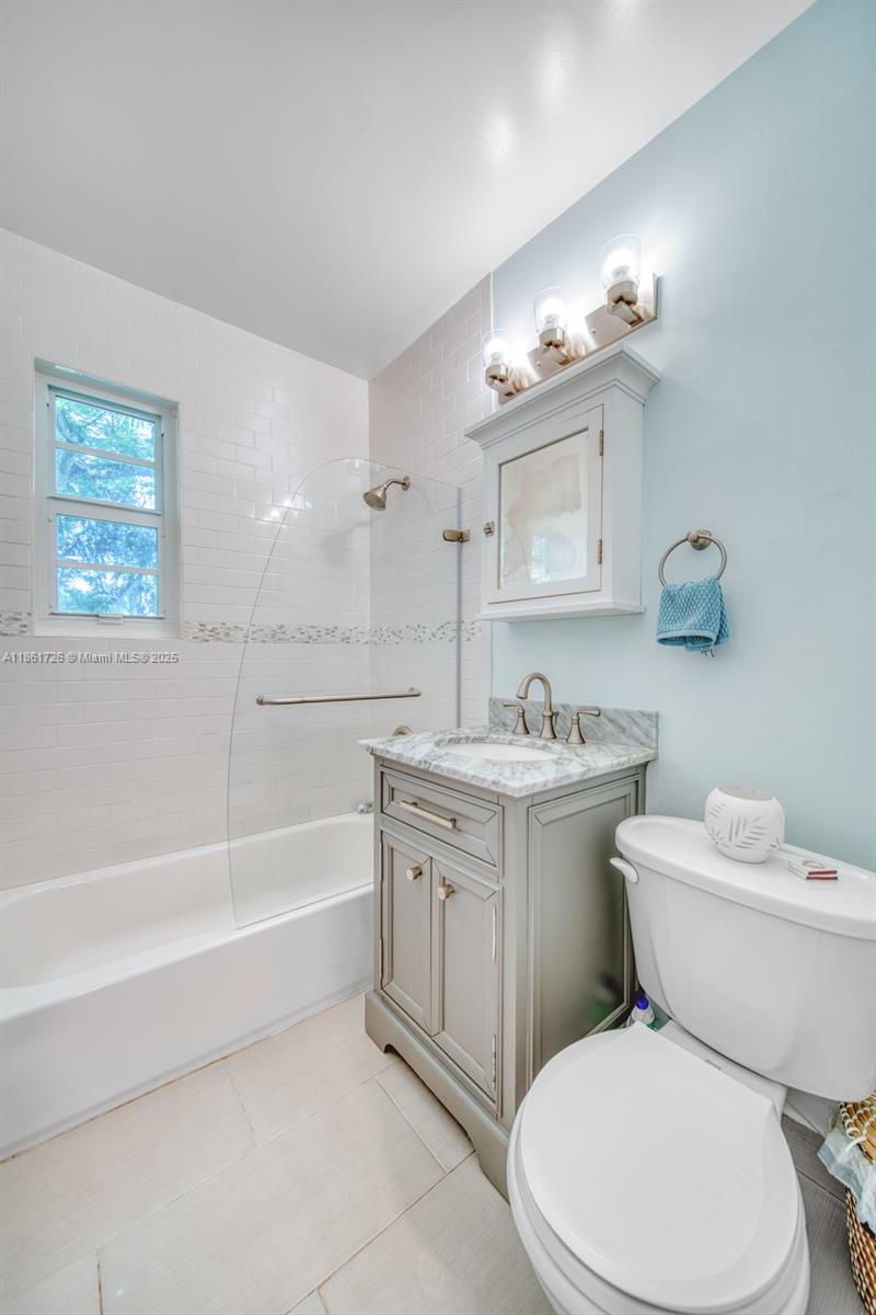 PATHWAYS CONDO - Residential