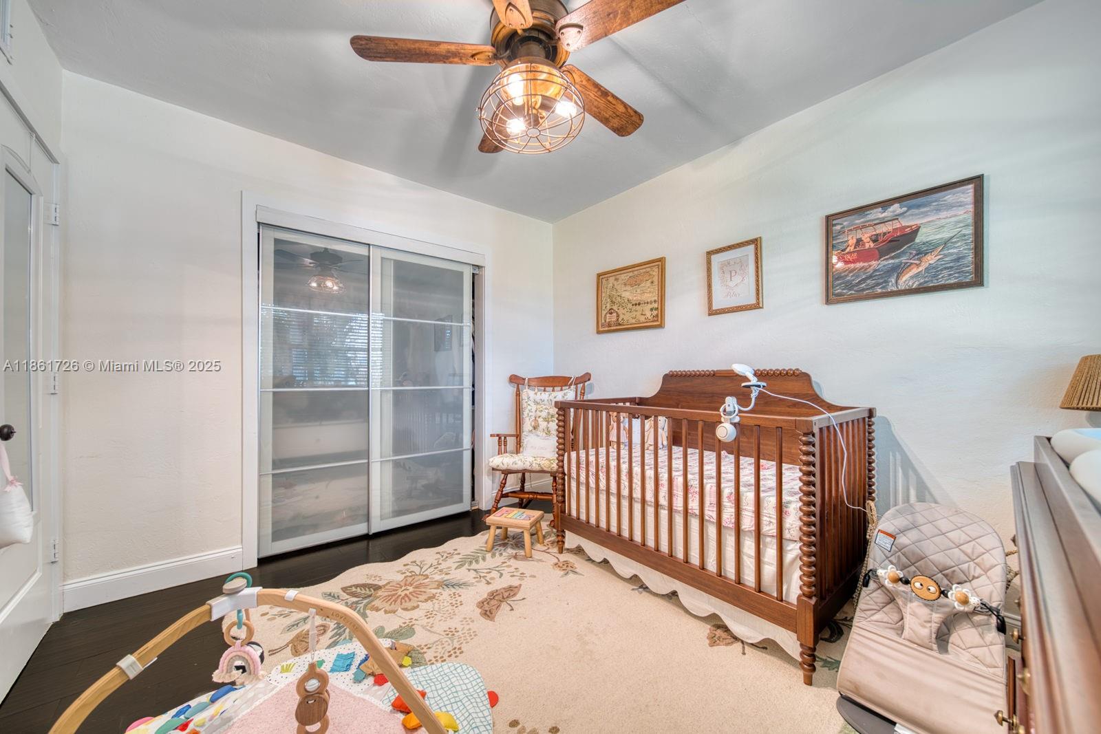 PATHWAYS CONDO - Residential