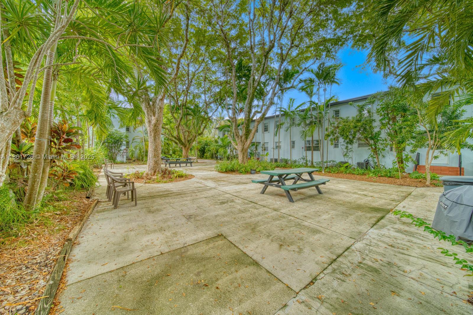 PATHWAYS CONDO - Residential