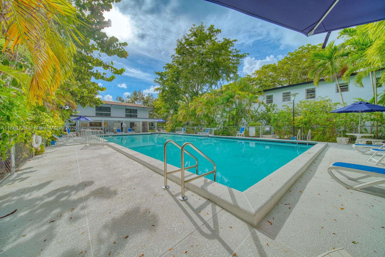 PATHWAYS CONDO - Residential