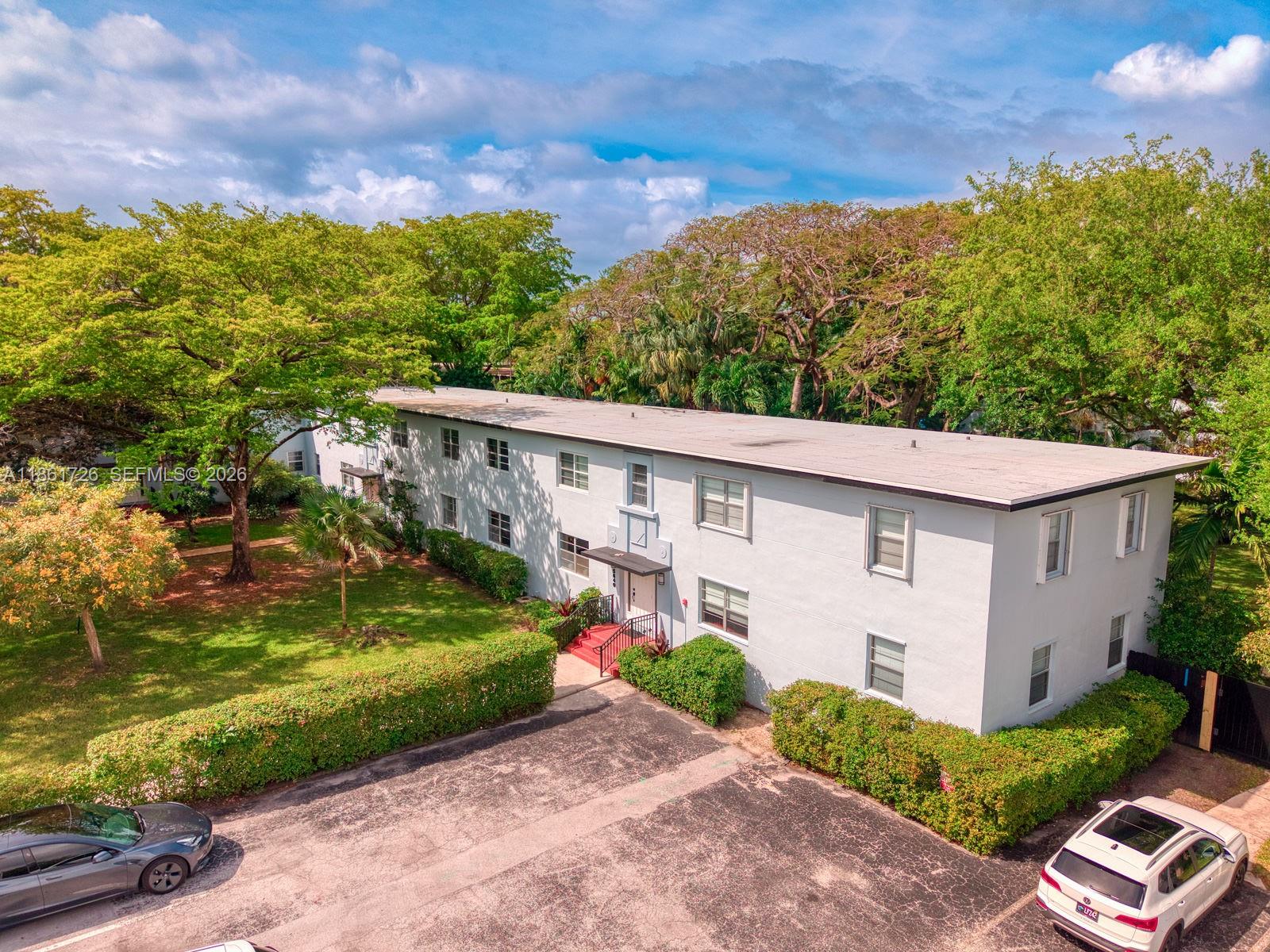 PATHWAYS CONDO - Residential