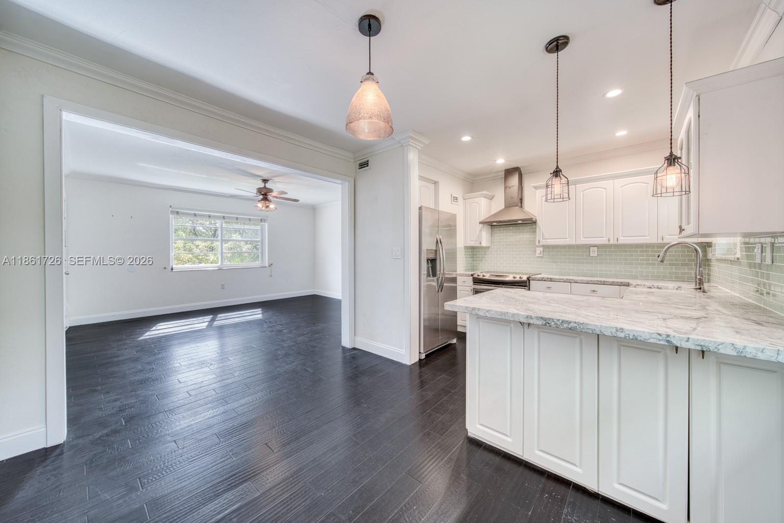 PATHWAYS CONDO - Residential