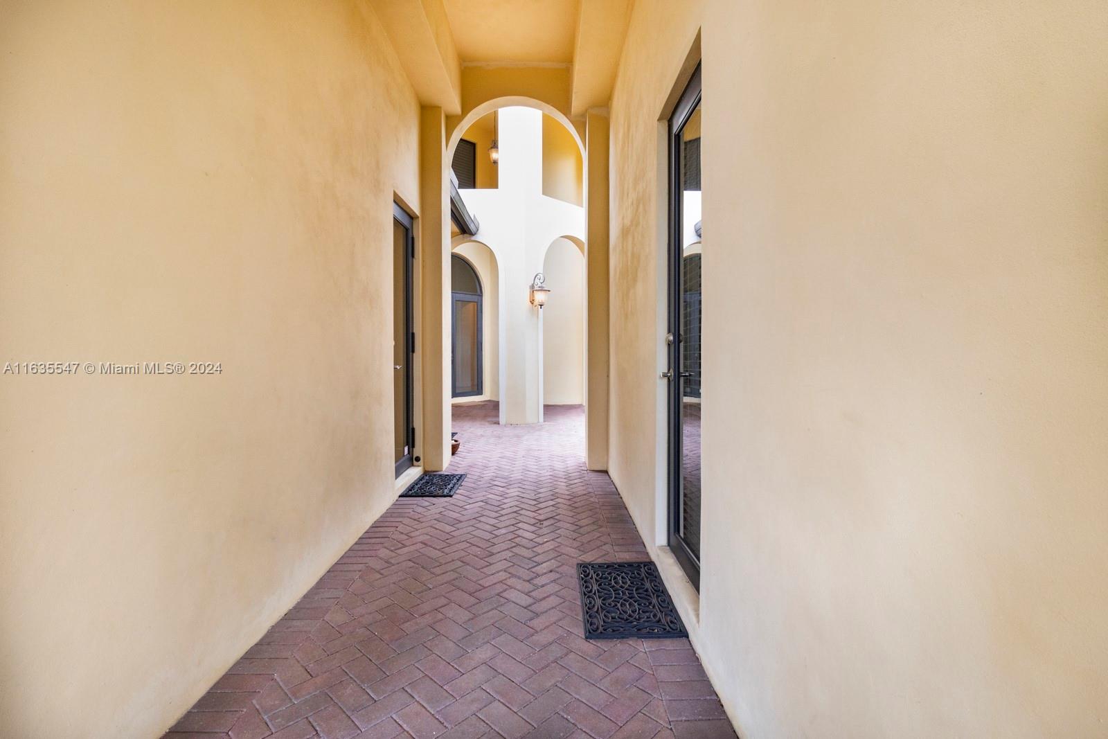 SMATHERS FOUR FILLIES FAR - Residential