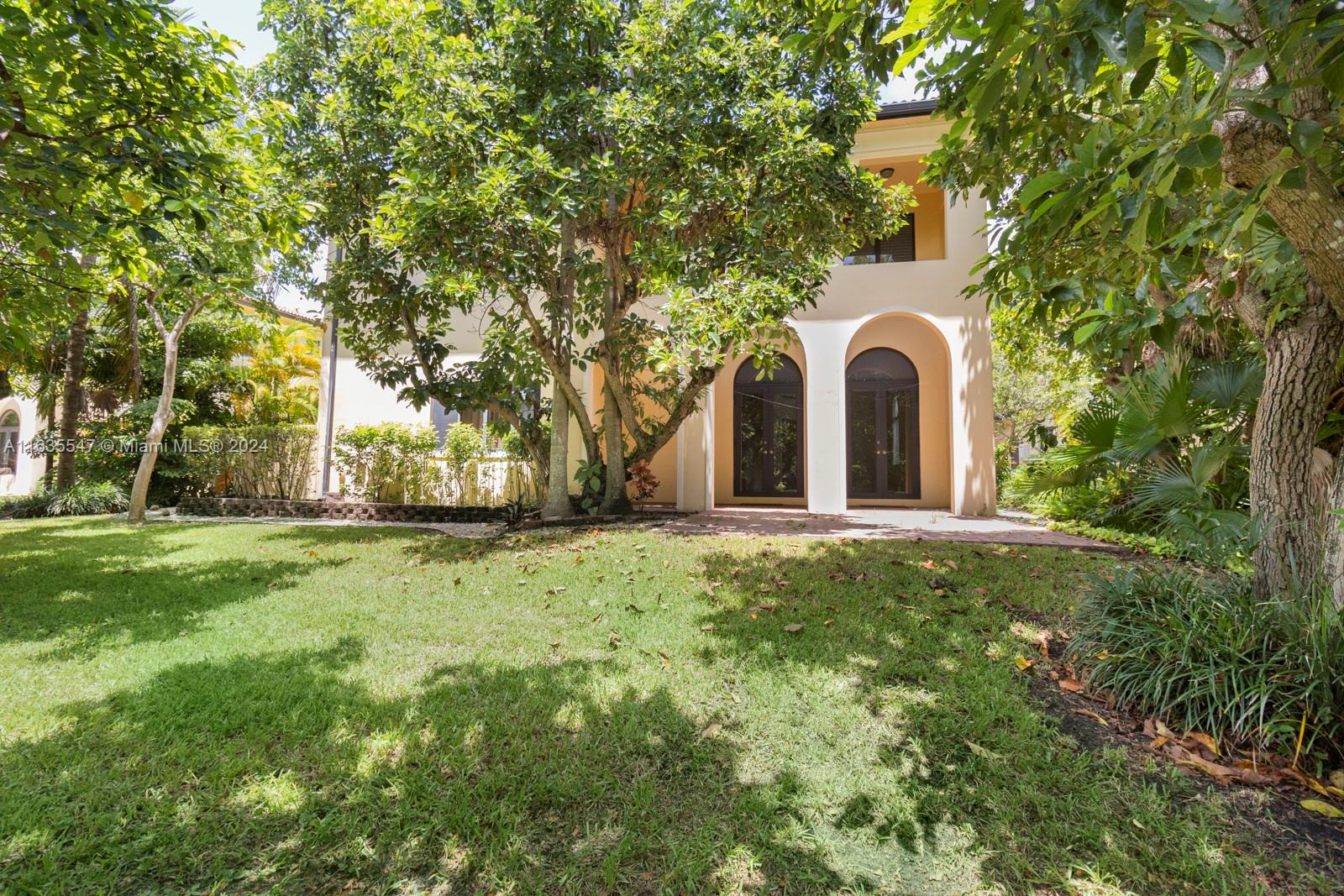 SMATHERS FOUR FILLIES FAR - Residential