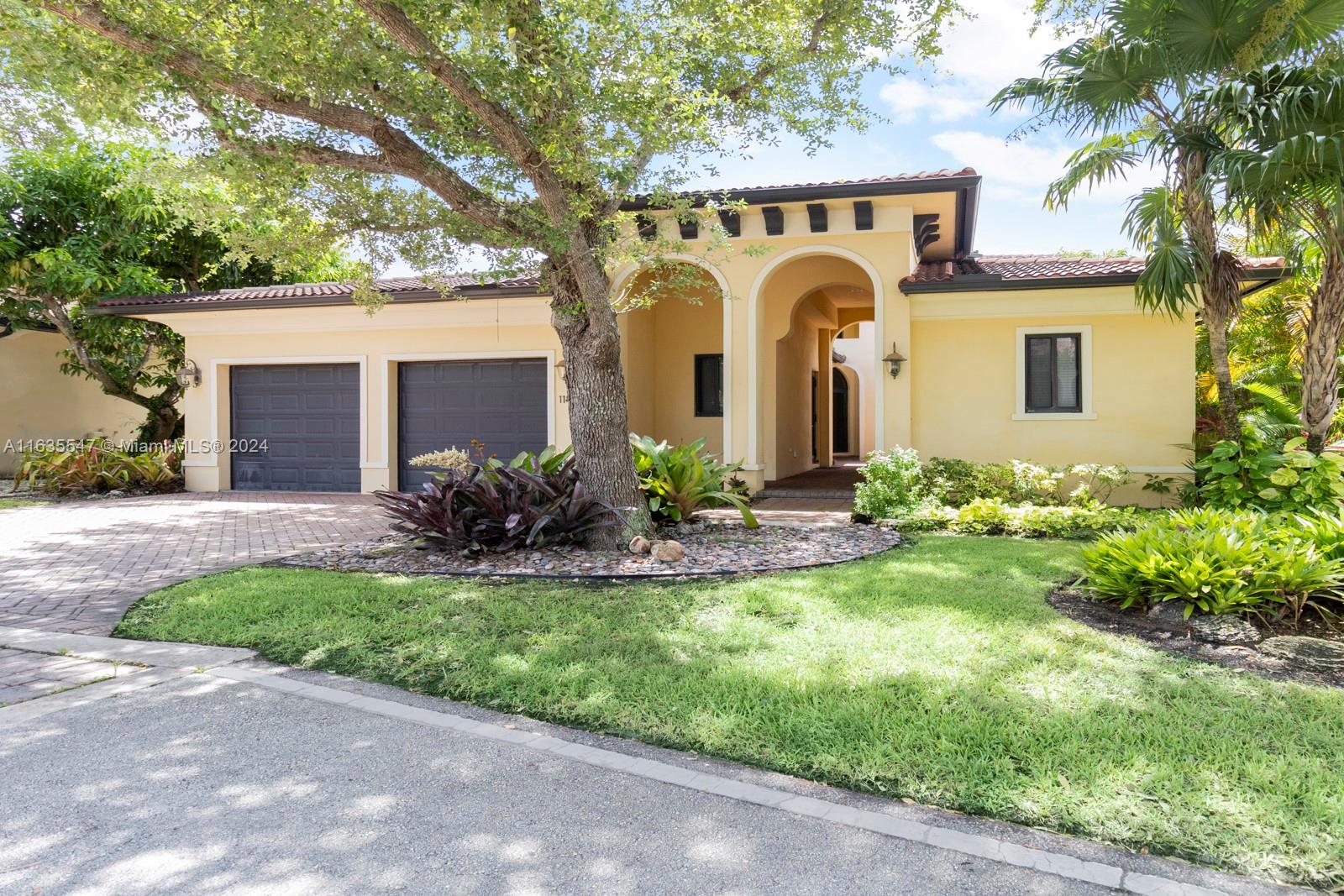 SMATHERS FOUR FILLIES FAR - Residential