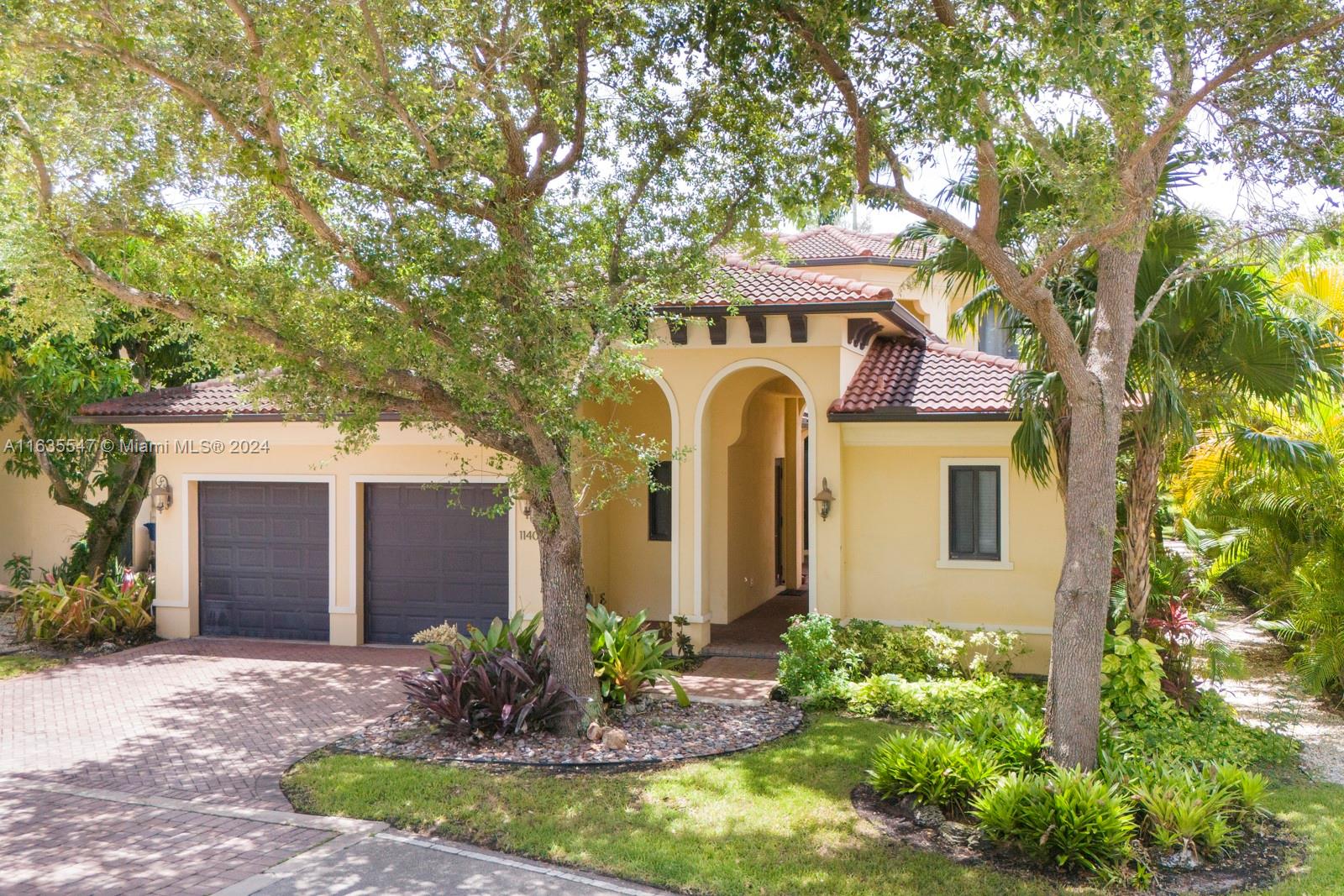 SMATHERS FOUR FILLIES FAR - Residential