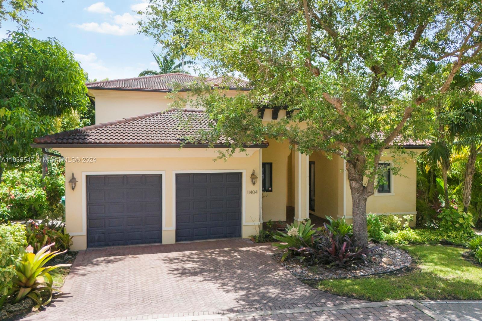 SMATHERS FOUR FILLIES FAR - Residential