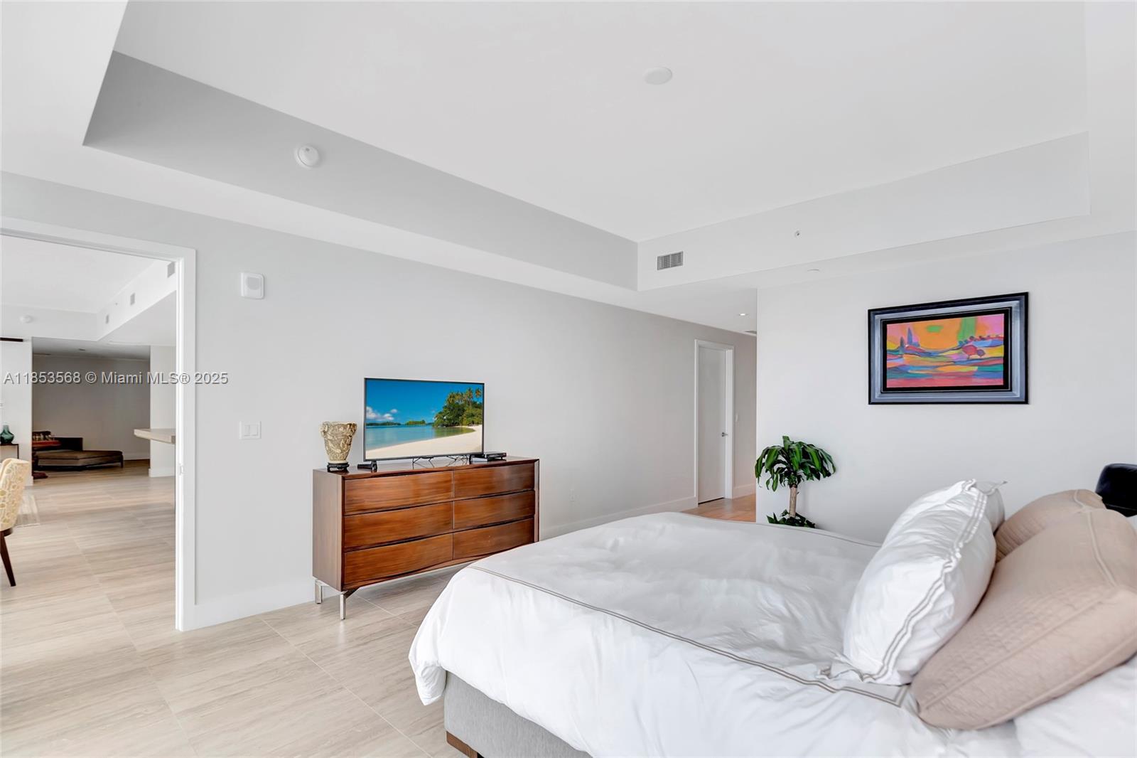 Four Seasons - Residential