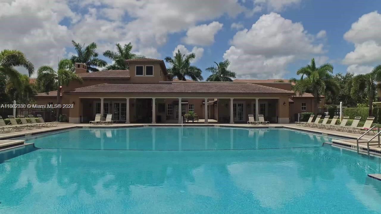 MEADOW PINES - Residential