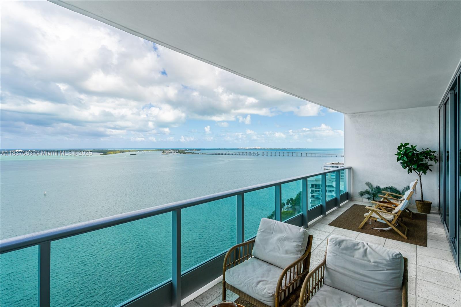 1331 Brickell Bay Dr 2007