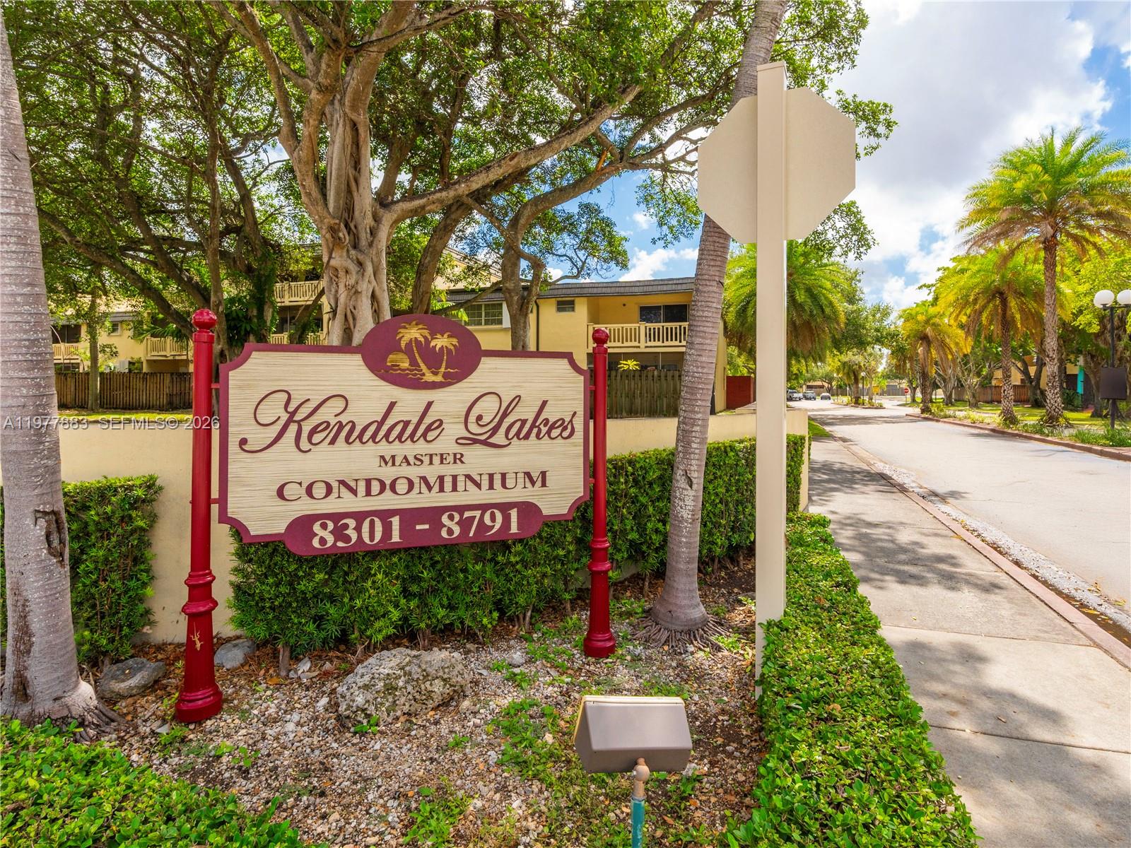 KENDALE LK TOWNHOUSE COND - Residential Lease