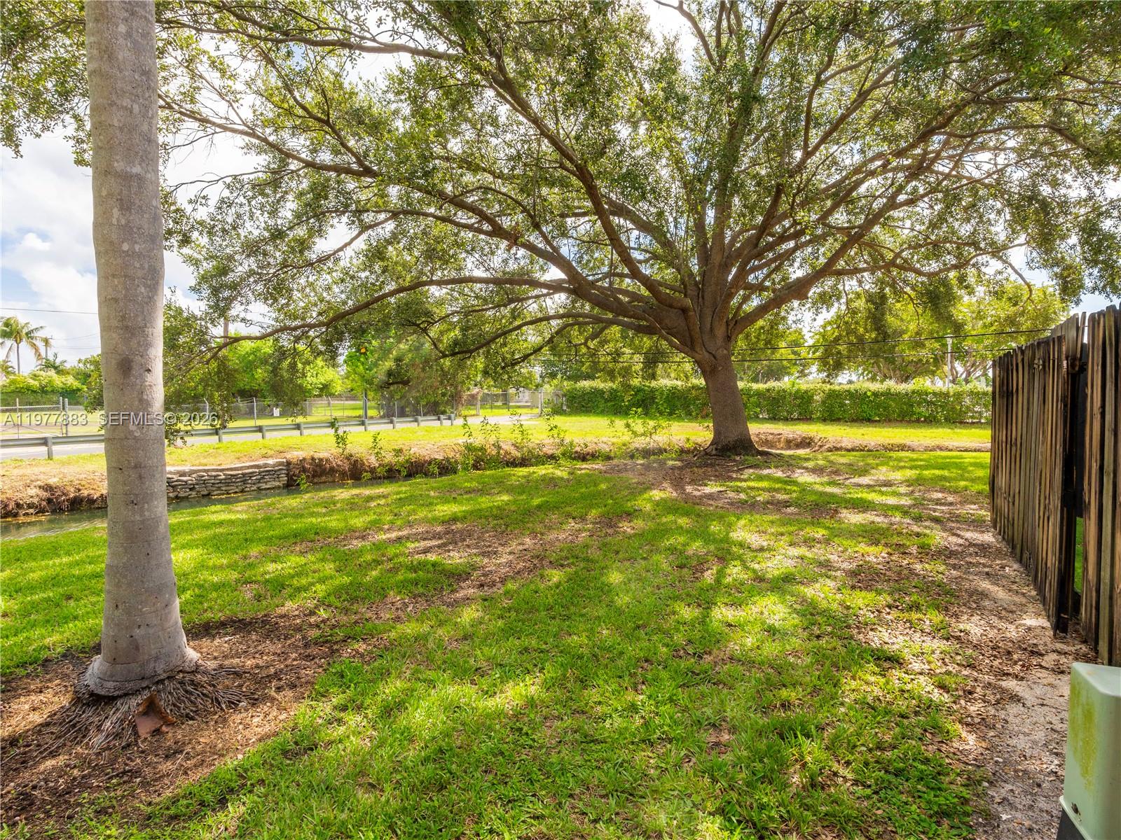 KENDALE LK TOWNHOUSE COND - Residential Lease