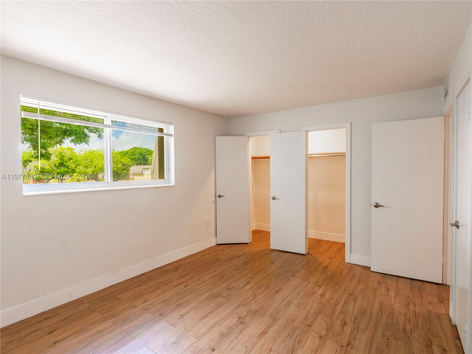 KENDALE LK TOWNHOUSE COND - Residential Lease