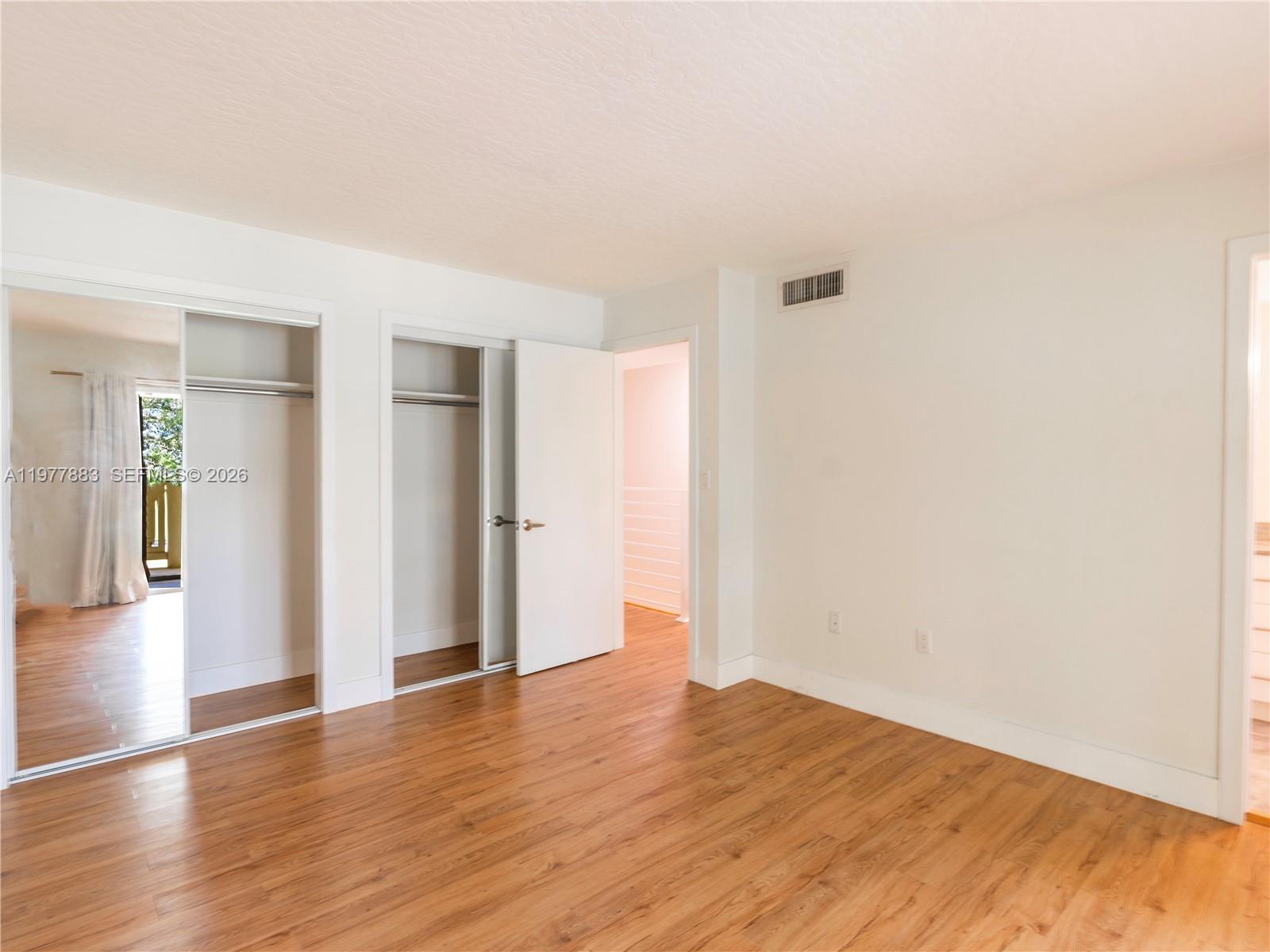 KENDALE LK TOWNHOUSE COND - Residential Lease