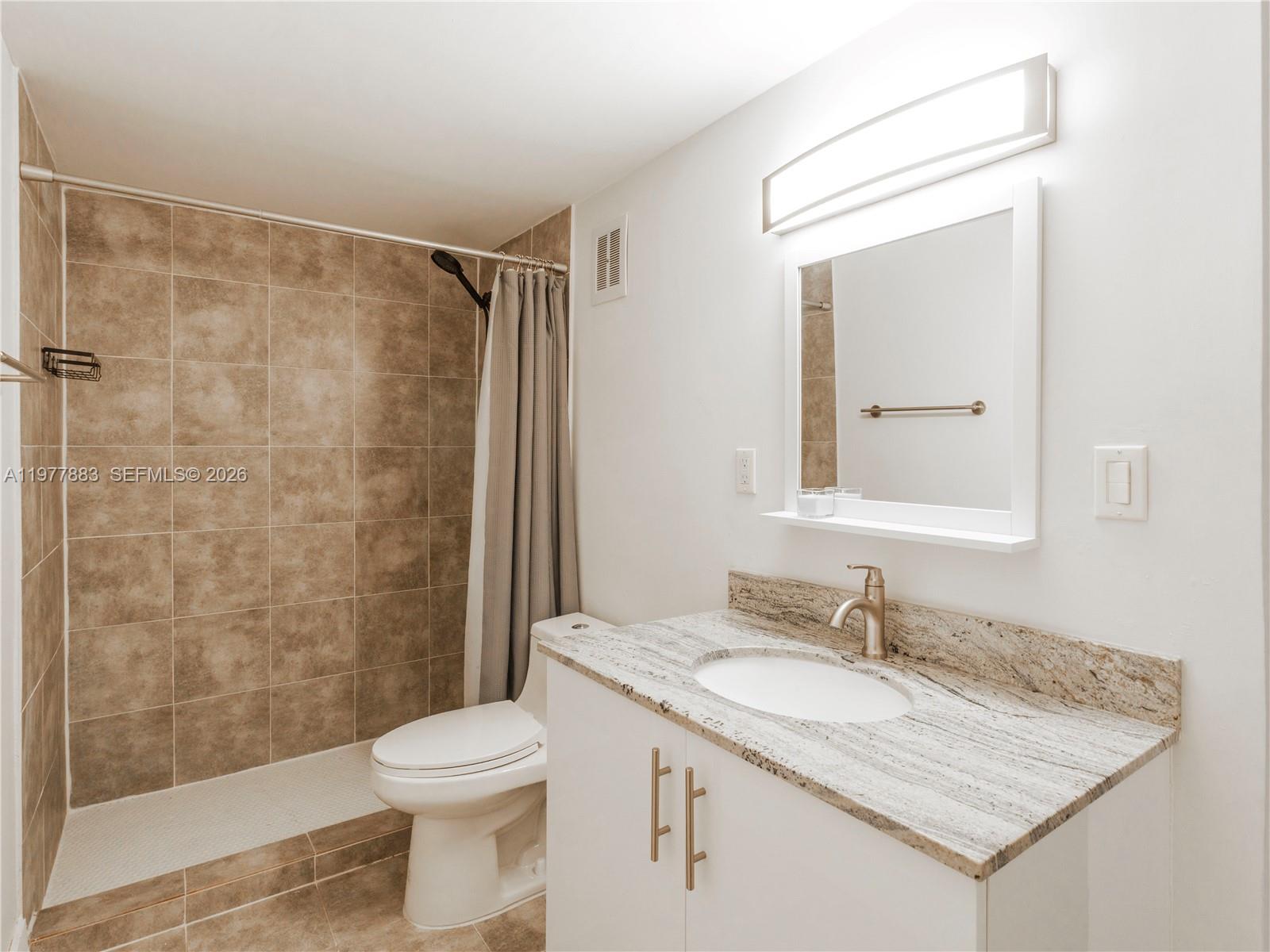 KENDALE LK TOWNHOUSE COND - Residential Lease