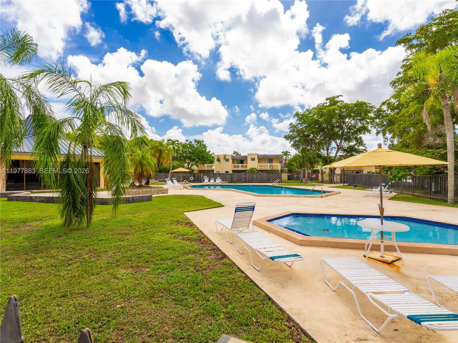 KENDALE LK TOWNHOUSE COND - Residential Lease