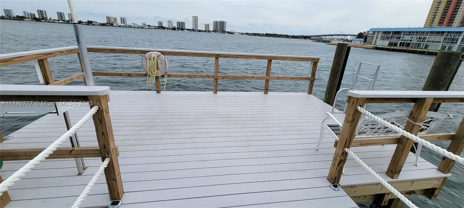 LAKE HARBOR COVE CONDO - Residential