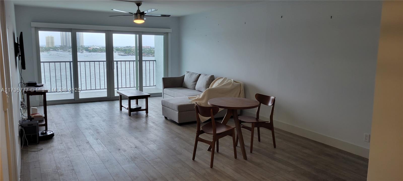LAKE HARBOR COVE CONDO - Residential